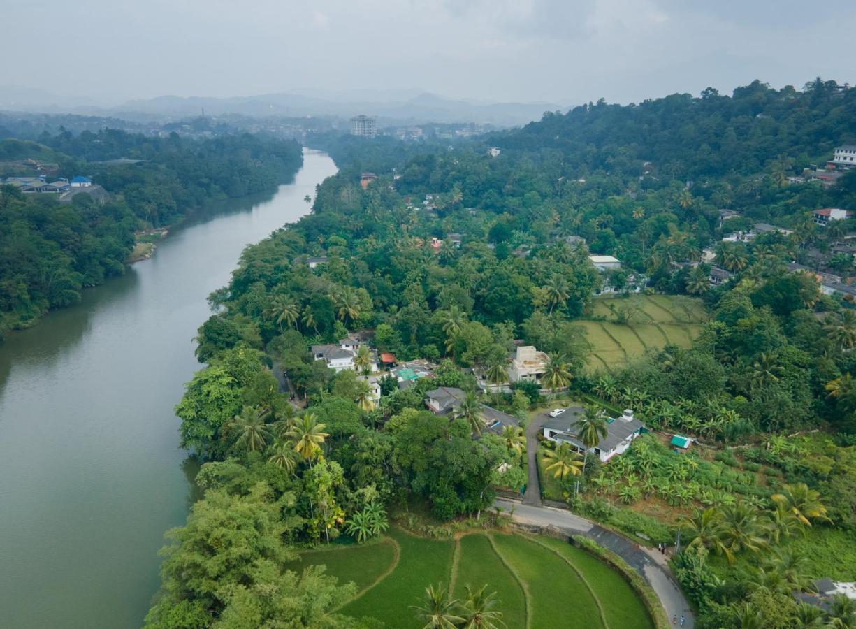 Surveyor'S Residence Bungalow Kandy Luaran gambar
