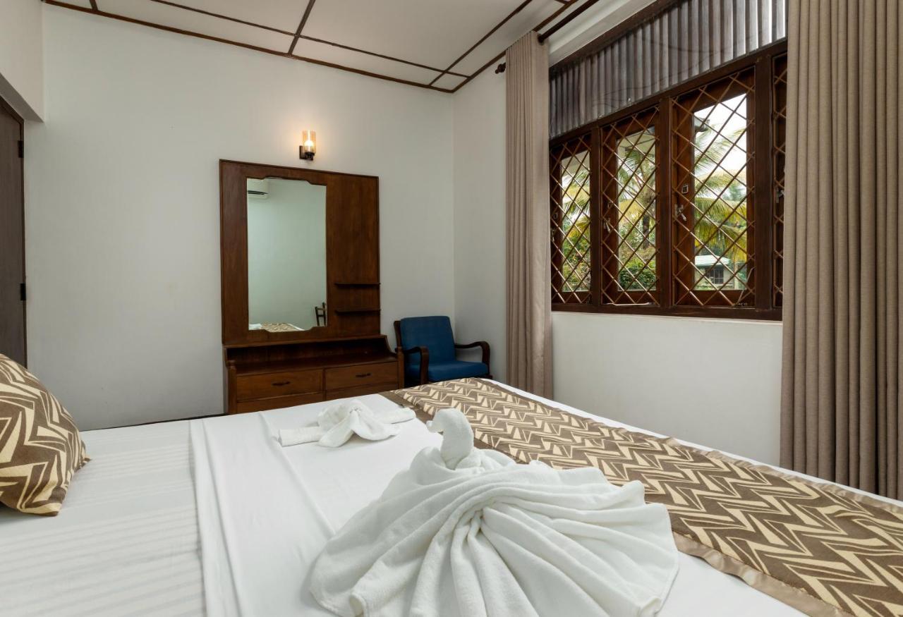 Surveyor'S Residence Bungalow Kandy Luaran gambar