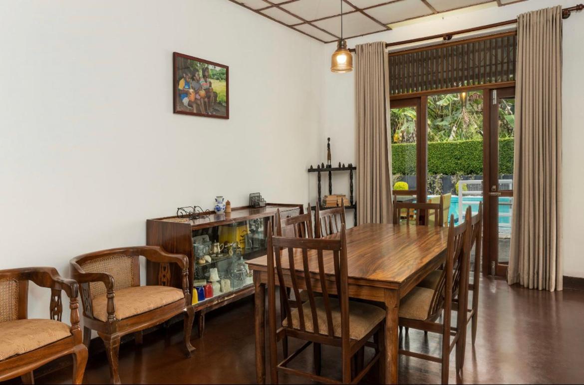 Surveyor'S Residence Bungalow Kandy Luaran gambar