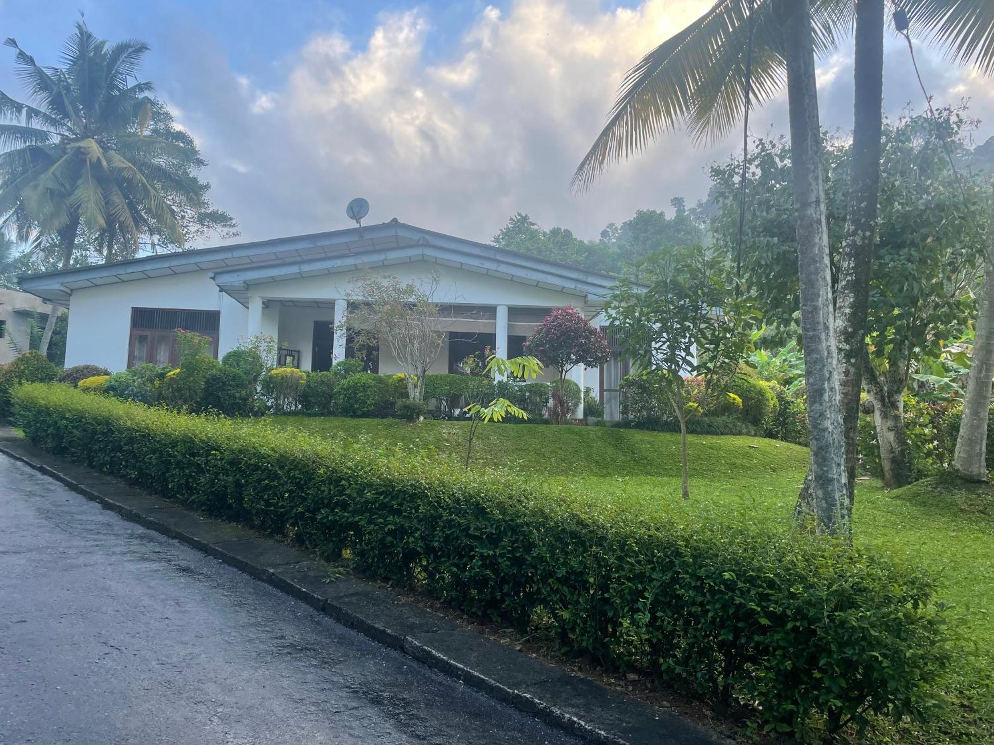 Surveyor'S Residence Bungalow Kandy Luaran gambar
